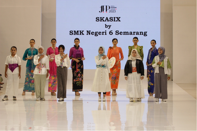 Membuat Pola